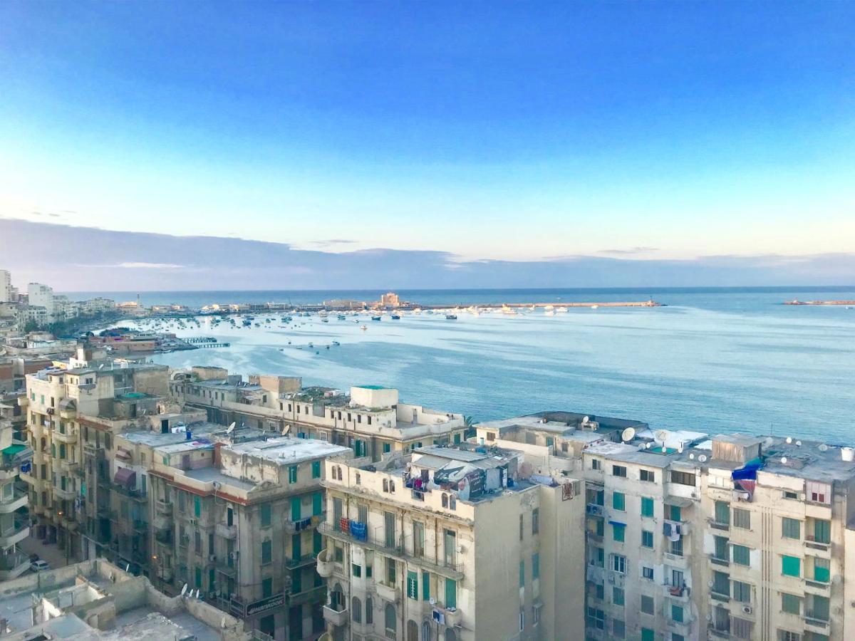 Downtown Sea View Suites Александрия Экстерьер фото
